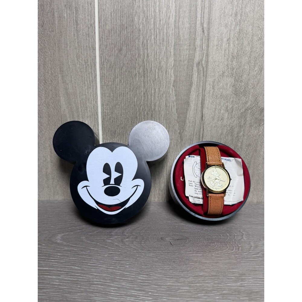 Vintage Lorus Quartz Mickey Mouse Gold Tone Watch Brown Leather Strap Disney